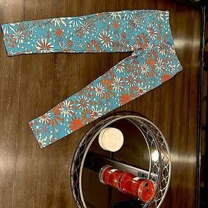 Super SOFT leggings! NWOT